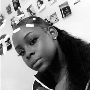 Meet your Posher, Destiny